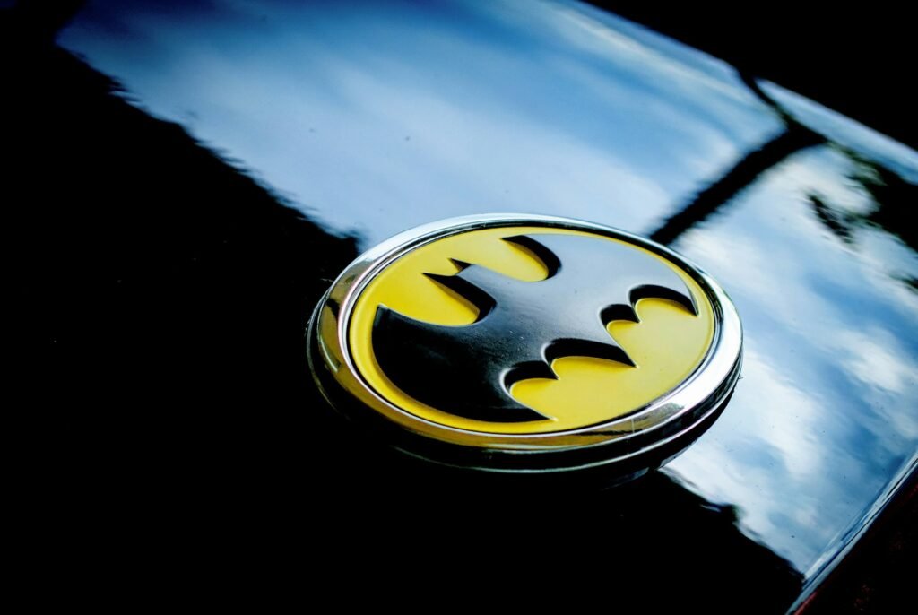 Batman Logo – History, Design Evolution & Brand Lessons (2026)